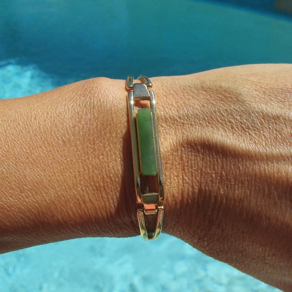 Avon Gold Plated Bracelet With Green Jade Stone Size S - Picture 8 of 9